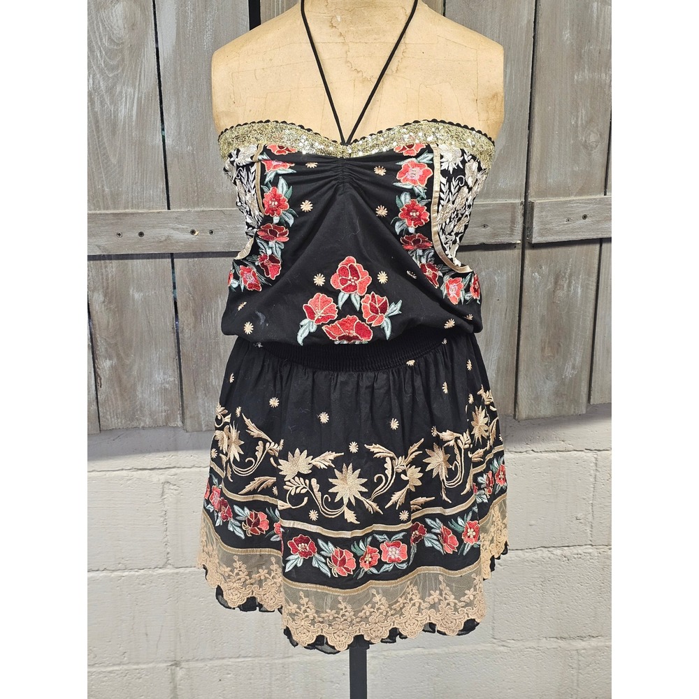Women's Venus Embroidery Dress Size Small Eclectic‎